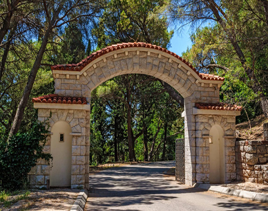 Park of Milocer - Gateway